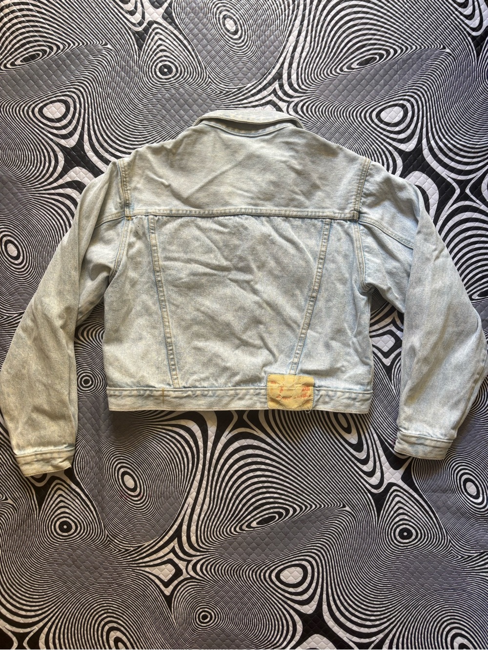 Vintage 90s Y2K Mimi Light Wash Denim Crop Jacket - Women - Picture 5 of 6